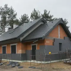 Styropian grafitowy 15 czy biały 20 - który wybór zaoszczędzi więcej?