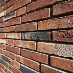 Czym murować cegły? Odkryj najlepsze zaprawy i techniki murowania