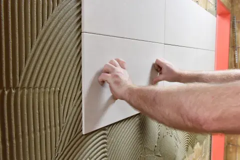 Ile fugi na m2 płytki 60x60 – uniknij błędów w obliczeniach